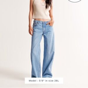 Abercrombie & Fitch low rise ultra loose jean